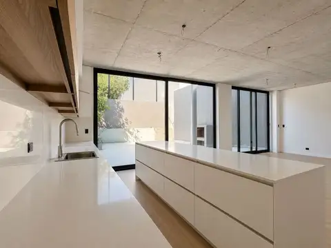 4 Amb en Saavedra con Pileta y Jardin