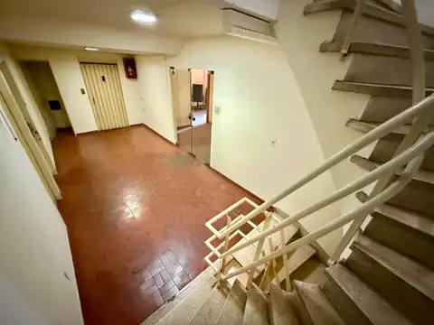 Oficina en Alquiler en Villa Ballester, $ 390.000
