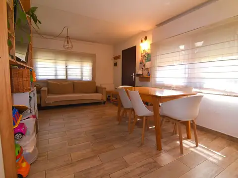 Depto Tipo Casa en Venta 13 años