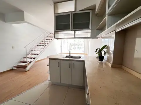 Alquiler Triplex 4 amb Jardin, cochera, Saavedra