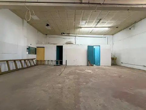 venta deposito galpon con Oficina - 300m2- florida