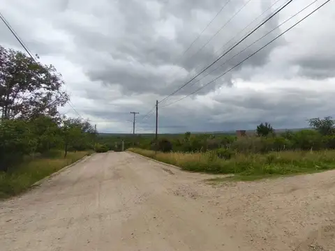 VENTA LOTE ESQUINA 600M2 EN LOS COCOS ESCRITURA