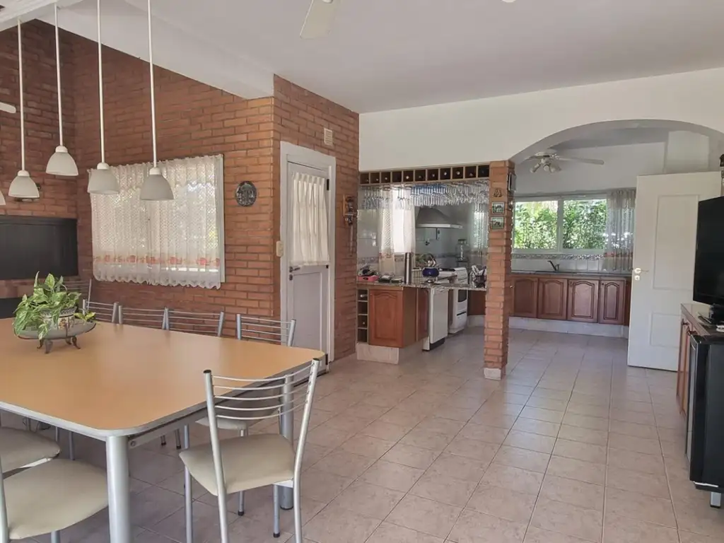 Casa en Alquiler en Campos De Alvarez