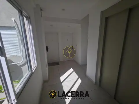 Departamento en Alquiler en Villa Ballester, $ 850.000