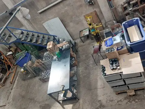 VENTA GALPON + VIVIENDA 3 AMB LAFERRERE