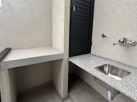 Depto Tipo Casa 3 ambientes con 1 baño