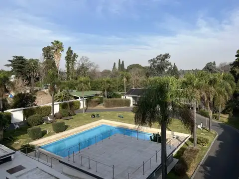 Av. Azcuenaga 8373 , Piso 3