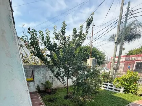 Casa en Venta en Gonzalez Catan, USD 125.000