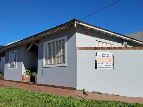 Casa en Alquiler en Punta Mogotes, $ 1.000.000
