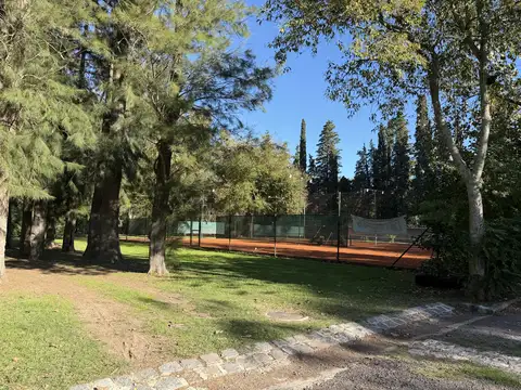 Terreno en Venta en La Arbolada, USD 45.000