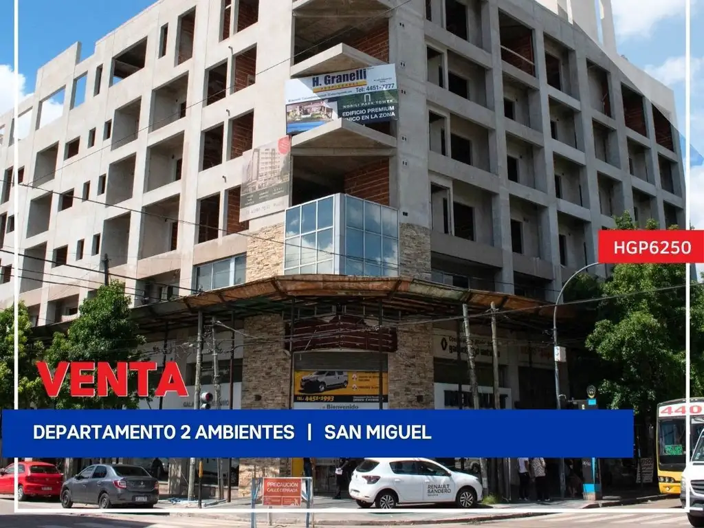 Av. Ricardo Balbin 400, Piso 2