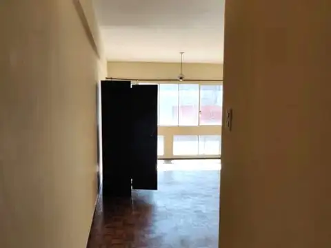 Departamento en Alquiler en Microcentro, $ 370.000