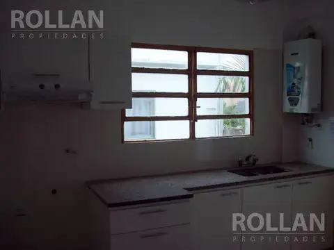 Depto Tipo Casa en Alquiler de 3 ambientes