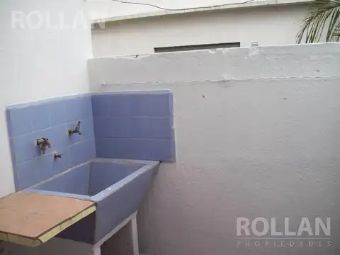 Depto Tipo Casa en Alquiler 40 años