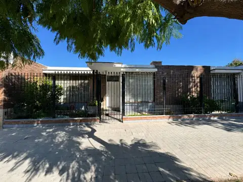 Casa en Venta en Las Tortugas, Godoy Cruz