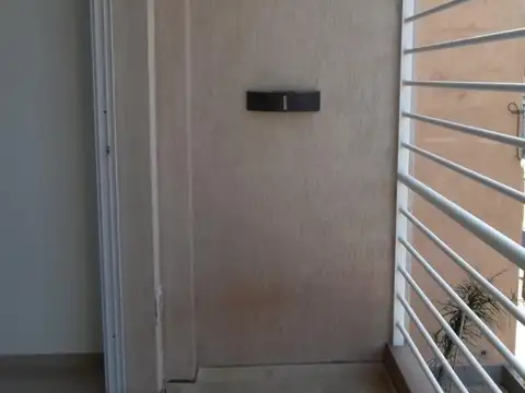 Departamento en Venta en Jose Leon Suarez, USD 55.000