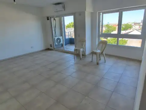 Departamento en alquiler en Liniers