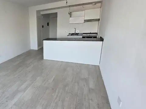 DEPTO 1 AMB EN VENTA EN SAN CRISTOBAL CON BALCON