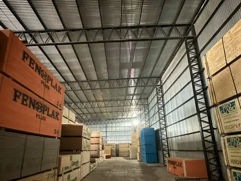 IMPORTANTE GALPON BIEN UBICADO EN AV SAN MARTIN