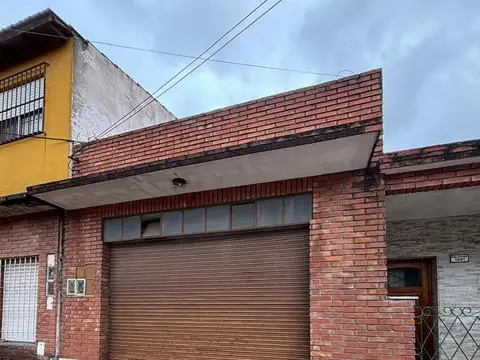 Depto Tipo Casa en Alquiler de 4 ambientes