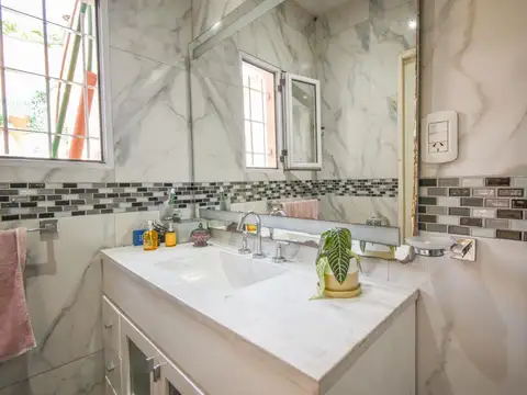 Ph tipo casa en venta de cuatro ambientes