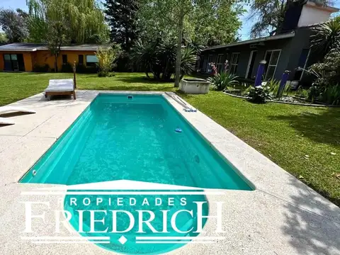 Casa en Venta en Francisco Álvarez, USD 258.000