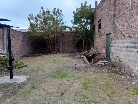 Terreno en Venta 30  mts Fondo