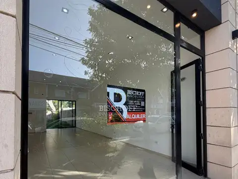 Local en Alquiler en Centro, USD 1.200