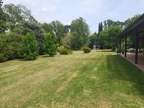 Quinta | Venta | 4 ambientes | El Picaflor