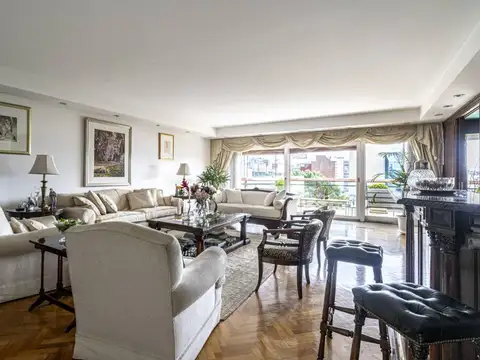 Zavalia y Av. Juramento