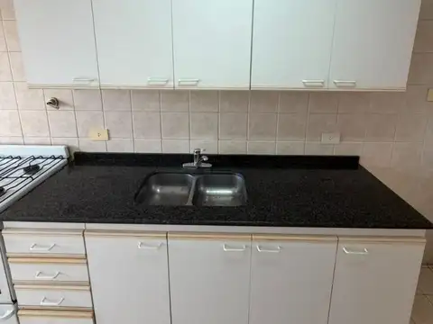 Departamento en Alquiler con 1 cocheras