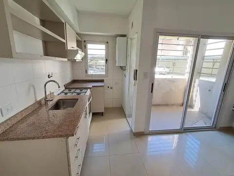 Departamento 3 ambientes con 1 baño