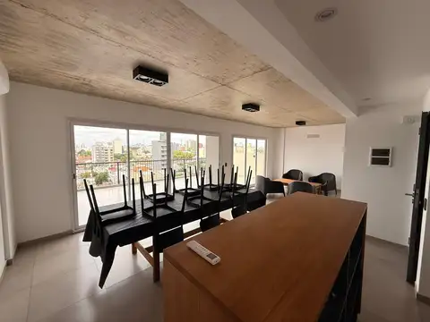 Departamento en Alquiler en Caseros, $ 620.000