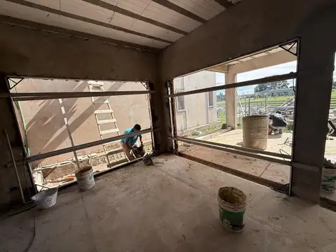 Venta en pozo casa pileta Fincas Joven Permuta financiacion