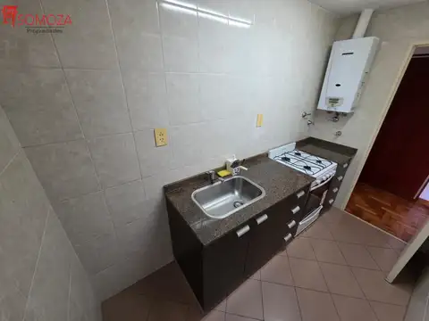 Departamento 2 ambientes con 14 baños