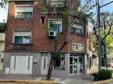 Leandro N. Alem 1300