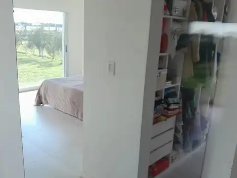 Casa en Venta en Countries y Barrios Cerrados en Escobar, USD 185.000