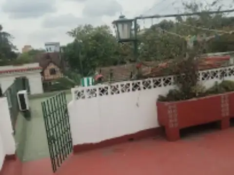 Depto Tipo Casa en Venta de 4 ambientes