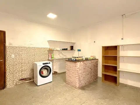 Casa 2 ambientes con 1 baño