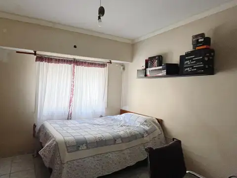 VENTA Casa de pasillo seis dormitorios