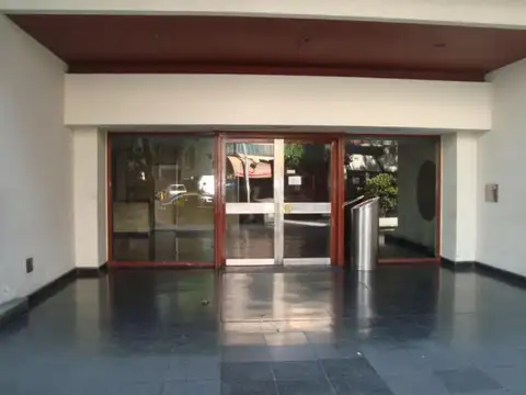 Salta 2067 , Piso 1