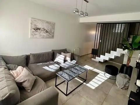 VENTA TRIPLEX 4 AM TERRAZA PATIO  COCH - RAMOS M.