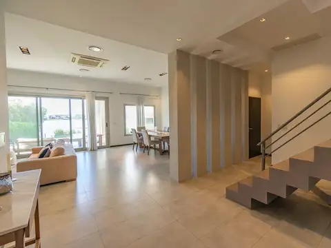 Casa en Venta en Nordelta Lagos del Golf, USD 1.150.000