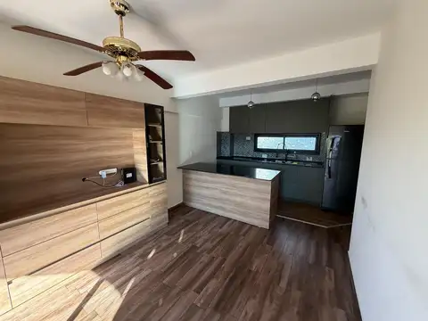 Estados Unidos 2700, Piso 4
