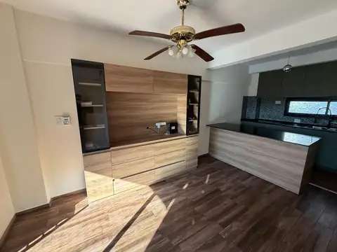 DEPARTAMENTO ALQUILER 3 AMBIENTES CON BALCON SAN CRISTOBAL