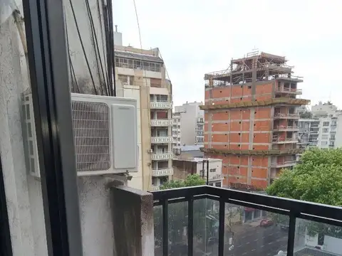 ESPECTACULAR MONOAMBIENTE CON BALCON TERRAZA