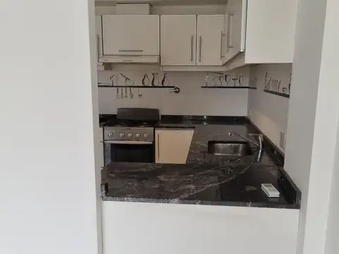 ESPECTACULAR MONOAMBIENTE CON BALCON TERRAZA