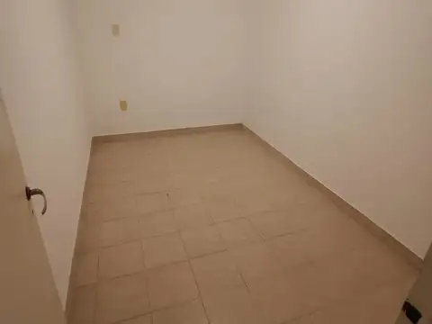 Casa en Alquiler con 1 cochera