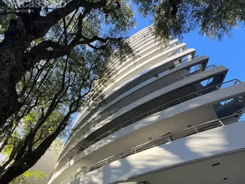 Semipiso en Venta - Zona Isla de Olivos
