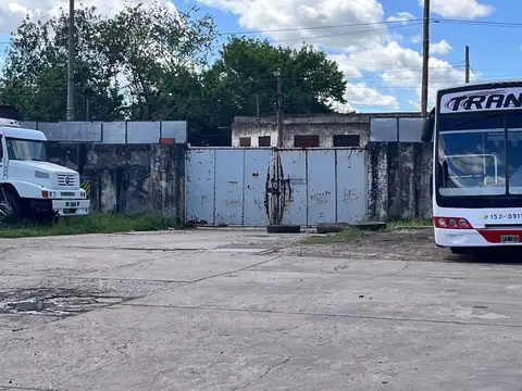 VENTA TERRENO EN ESQUINA /DEPOSITO GALPON